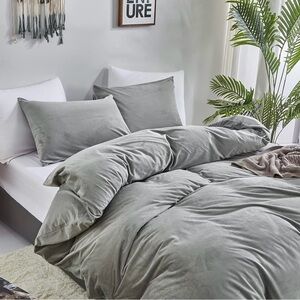 Luxury Gray Bedding Set